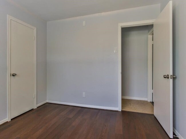 property at 12514 Kingsride Ln