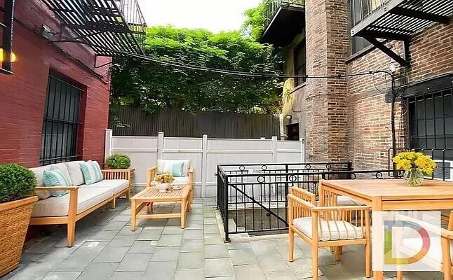 property at 325 E 5th St