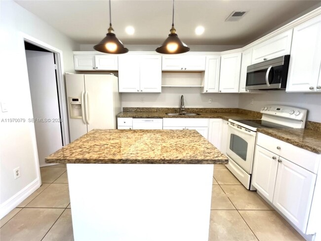 property at 13725 SW 84th St