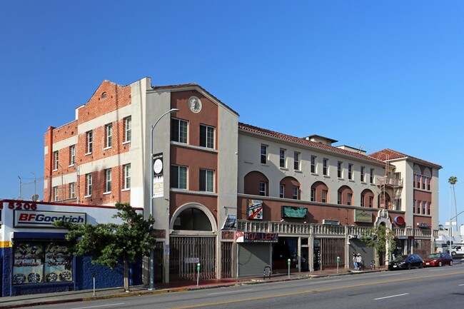 5220-5230 Hollywood Blvd