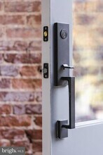 2460 Ontario Rd NW in Washington, DC - Foto de edificio - Building Photo