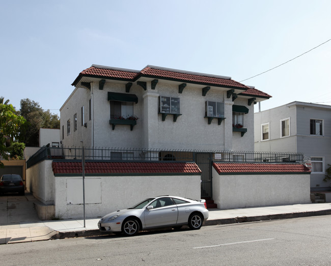 1615 E Broadway in Long Beach, CA - Building Photo - Building Photo