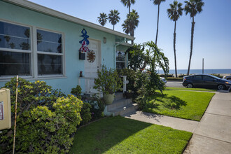 706 S Pacific St in Oceanside, CA - Building Photo - Building Photo