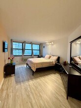 7004 JFK Blvd E, Unit 05105 in West New York, NJ - Building Photo - Building Photo