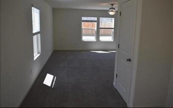344 Moab Rim Ct in Merced, CA - Foto de edificio - Building Photo