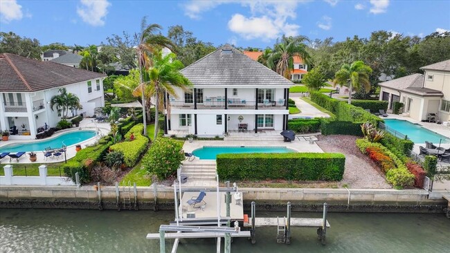 property at 4921 Lyford Cay Rd