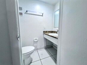 2580 NW 56th Ave, Unit 650-306 in Lauderhill, FL - Building Photo - Building Photo