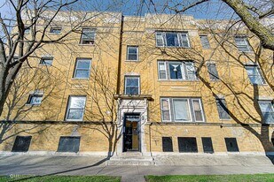 434 E 62nd St in Chicago, IL - Building Photo