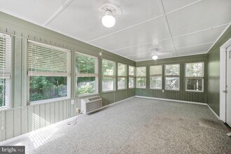 11004 Oakwood St in Silver Spring, MD - Building Photo - Building Photo