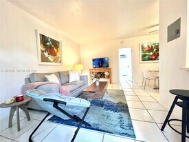 6310 SW 79th St in South Miami, FL - Building Photo