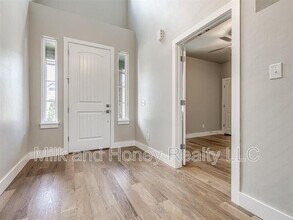 8200 Jenny Ln in Edmond, OK - Building Photo - Building Photo