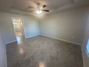 3413 NE 12th Ave in Cape Coral, FL - Building Photo - Building Photo