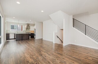 8611 21st Pl NE in Seattle, WA - Building Photo - Building Photo