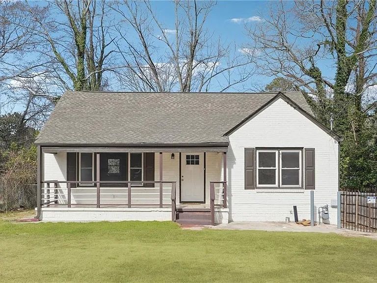 1926 Camellia Dr in Decatur, GA - Building Photo