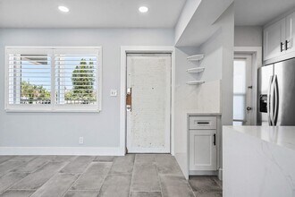 629 SE 19th Ave in Deerfield Beach, FL - Building Photo - Building Photo