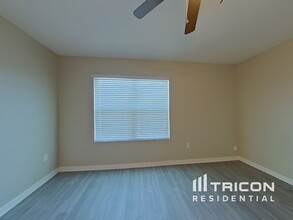 16121 Yelloweyed Dr in Clermont, FL - Building Photo - Building Photo