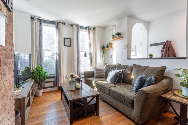 property at 148.5 Union St