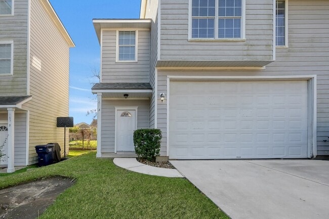 167 Binnacle Ct, Unit A in Willis, TX - Building Photo - Building Photo