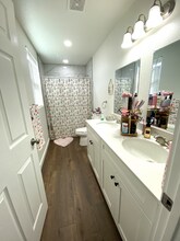 417 Jasmine Ln in San Marcos, TX - Foto de edificio - Building Photo