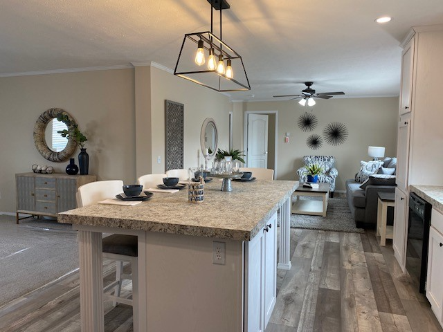 property at 1218 Park Dr