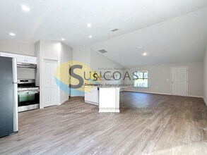 9473 N Athenia Dr in Citrus Springs, FL - Building Photo - Building Photo