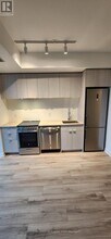 1660 Bloor St W in Toronto, ON - Building Photo - Building Photo