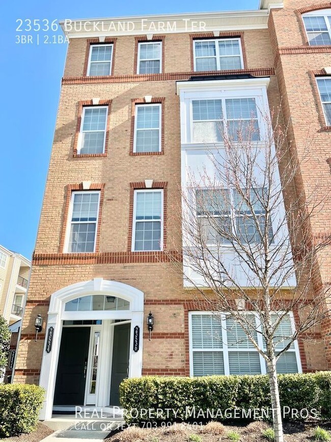 property at 23536 Buckland Farm Terrace