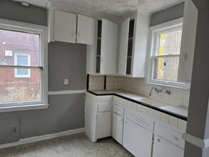 8239 Manor in Detroit, MI - Foto de edificio - Building Photo