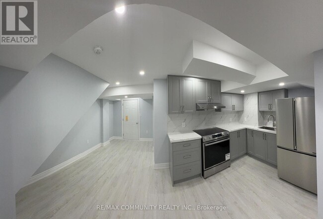 2662 Delphinium Trl in Pickering, ON - Building Photo - Building Photo