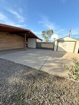 8735 E Shiloh Pl in Tucson, AZ - Building Photo