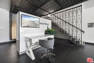 9955 Durant Dr in Beverly Hills, CA - Building Photo - Building Photo