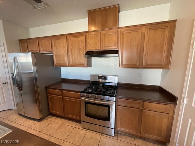 property at 31 Hudson Canyon St
