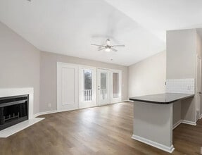 6142 Meadow Rose Ln in Charlotte, NC - Building Photo - Building Photo