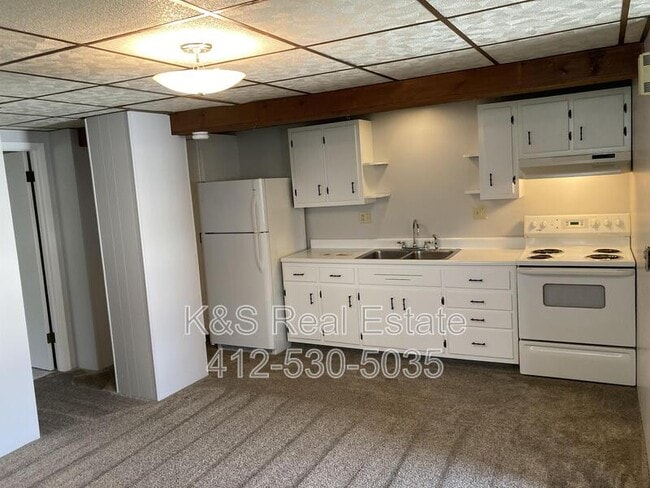 411 Steck St in Greensburg, PA - Building Photo - Building Photo