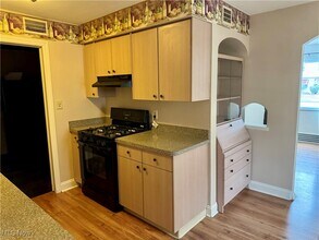 20130 Priday Ave in Euclid, OH - Building Photo - Building Photo