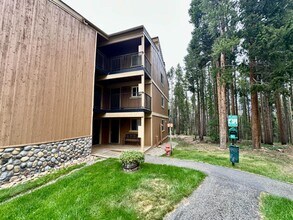702 Village Rd in Winter Park, CO - Building Photo - Building Photo