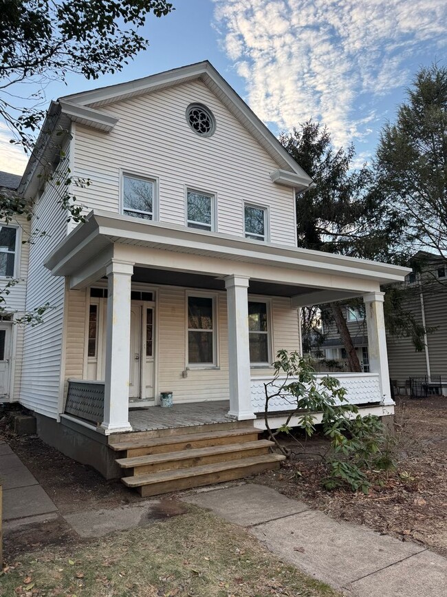 property at 1628 River Rd