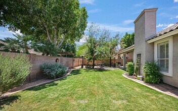 2243 E Cortez Dr in Gilbert, AZ - Building Photo - Building Photo