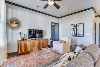 Tacara Steiner Ranch in Austin, TX - Foto de edificio - Building Photo