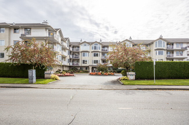 20600 53A Av in Langley, BC - Building Photo - Building Photo