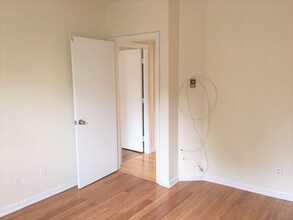 126 Marginal St in Boston, MA - Building Photo - Building Photo