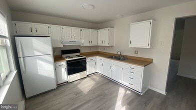 1089 Park Rd in Blandon, PA - Building Photo - Building Photo