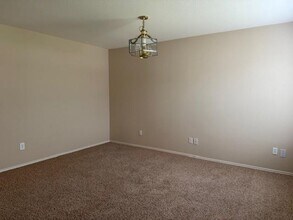 8122 Farthing Ln in Rosharon, TX - Building Photo - Building Photo