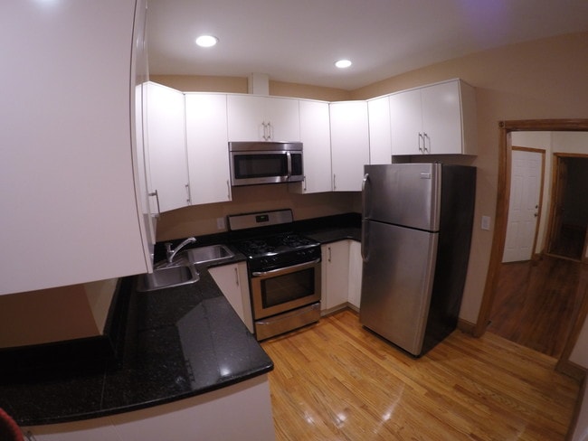 29 Bridges St, Unit 1