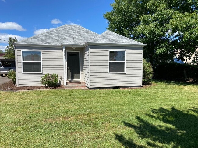 property at 170 S 42nd St
