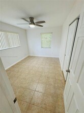 5630 Simms St in Hollywood, FL - Building Photo - Building Photo
