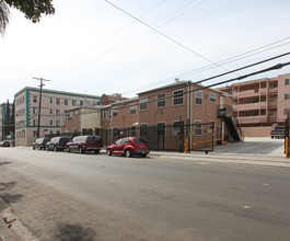 1801-1805 W 5th St in Los Angeles, CA - Building Photo - Building Photo