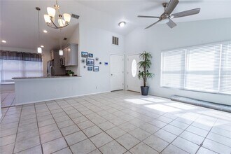3253 Huntwicke Blvd in Davenport, FL - Building Photo - Building Photo