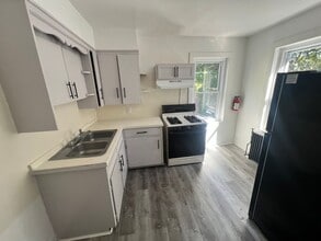76 Hudson St in Trenton, NJ - Building Photo - Building Photo