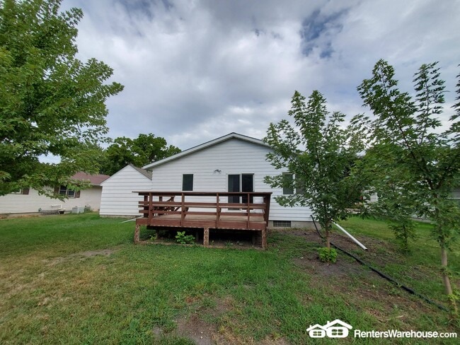 21 3rd St NE in Fairfax, MN - Building Photo - Building Photo